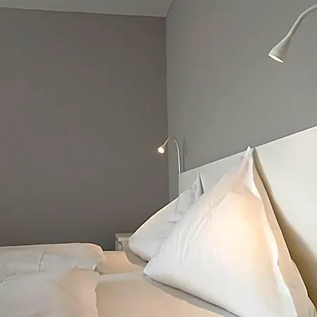 מלון Ostseehotel By Team Schleifee 3*