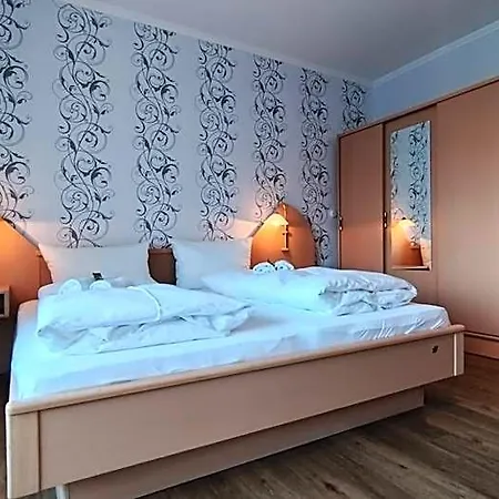 Ostseehotel By Team Schleifee מלון 3*